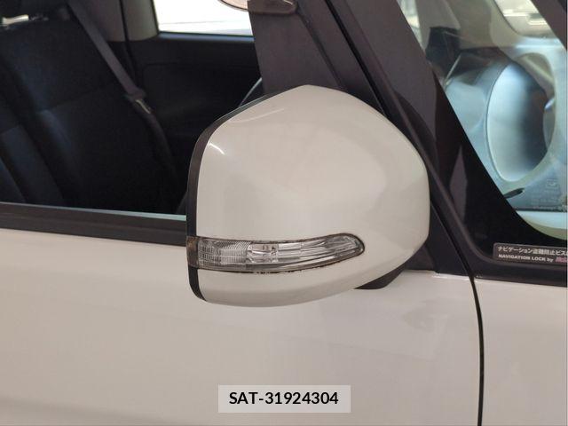 Daihatsu TANTO 2013-08 8661907-21