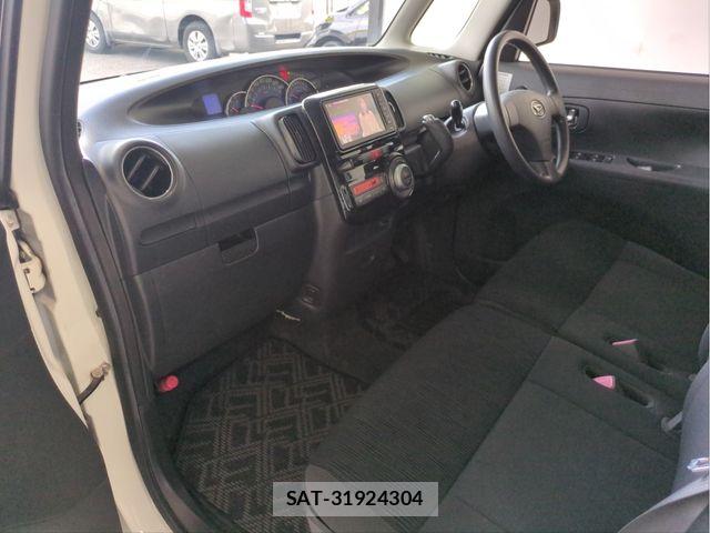 Daihatsu TANTO 2013-08 8661907-2