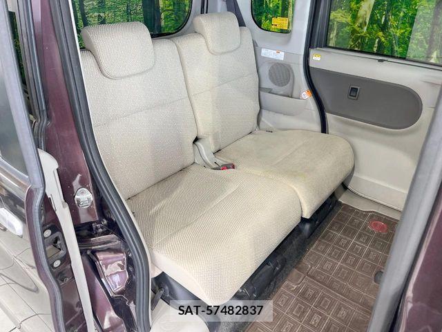 Daihatsu TANTO 2015-01 8667008-8
