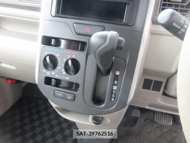 Daihatsu TANTO 2013-10 8667007-12