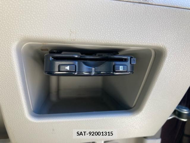 Daihatsu TANTO 2014-11 8661910-15