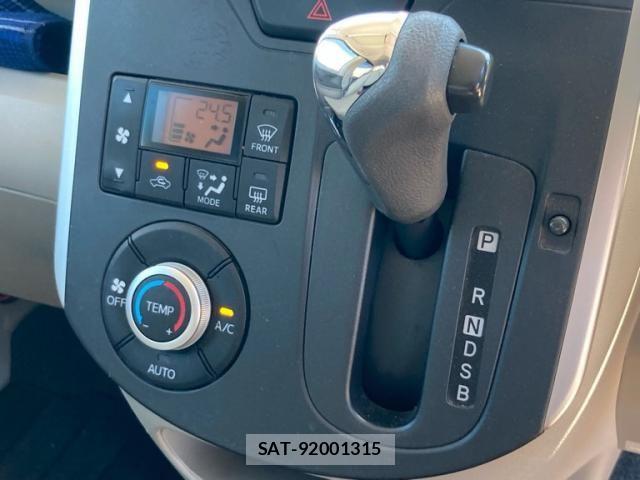Daihatsu TANTO 2014-11 8661910-18