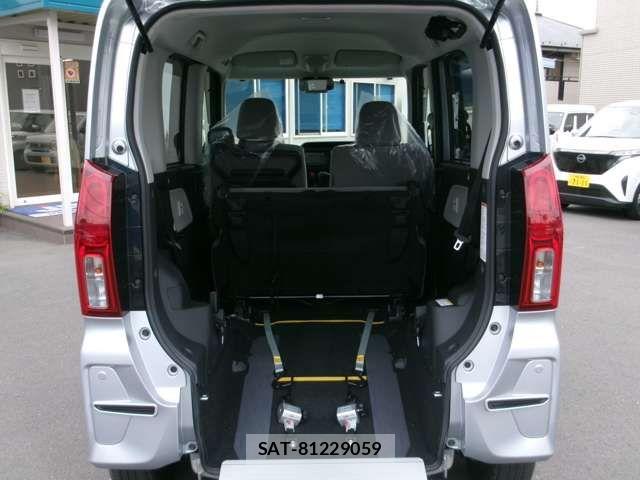 Daihatsu TANTO 2021-09 8661896-7