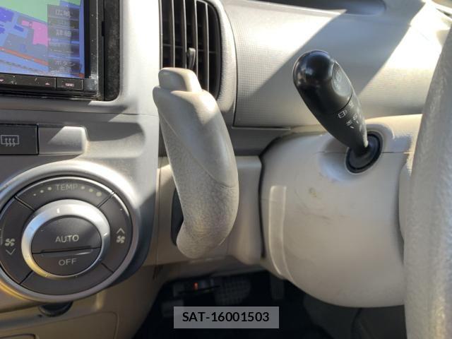Daihatsu TANTO 2013-08 8686744-13