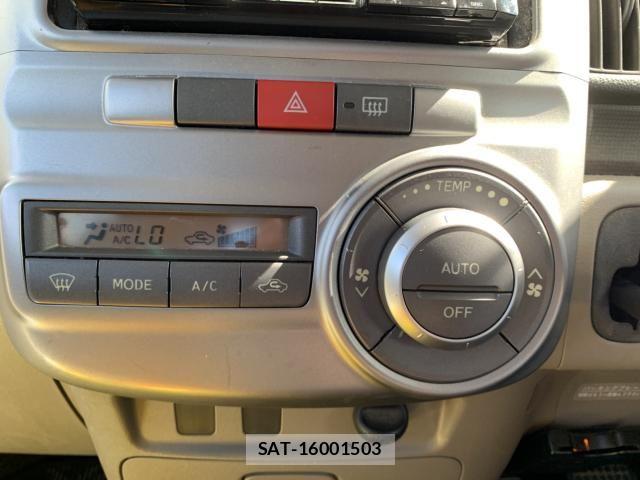 Daihatsu TANTO 2013-08 8686744-14