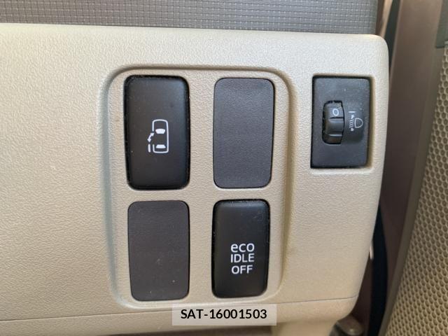 Daihatsu TANTO 2013-08 8686744-16
