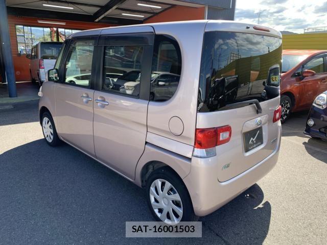 Daihatsu TANTO 2013-08 8686744-6