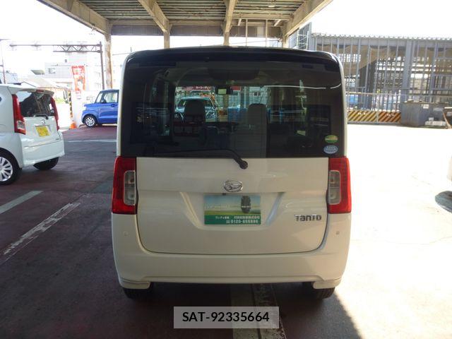 Daihatsu TANTO 2018-11 8686742-6