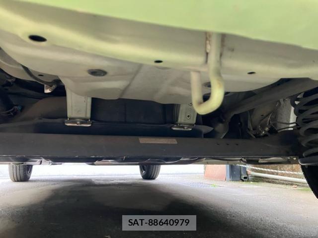 Daihatsu TANTO 2011-09 8686748-11