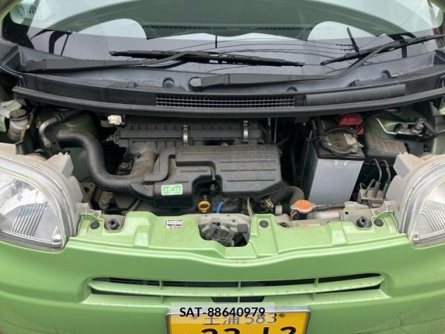 Daihatsu TANTO 2011-09 8686748-12