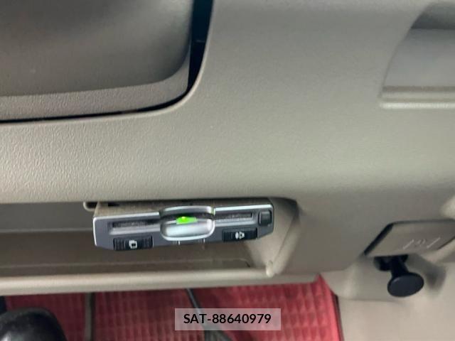 Daihatsu TANTO 2011-09 8686748-19