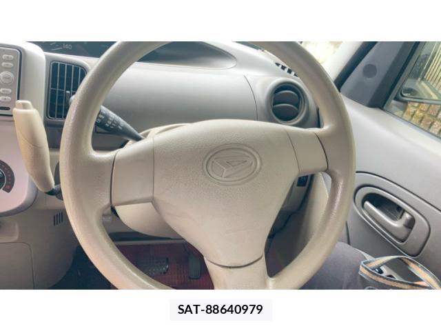 Daihatsu TANTO 2011-09 8686748-21