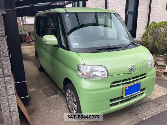 Daihatsu TANTO 2011-09 8686748-2