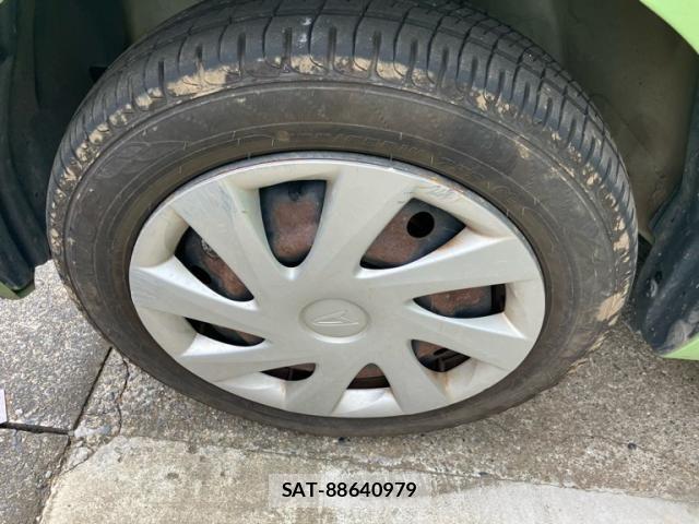 Daihatsu TANTO 2011-09 8686748-8