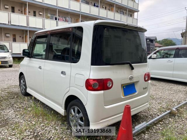 Daihatsu TANTO 2007-11 8686750-3