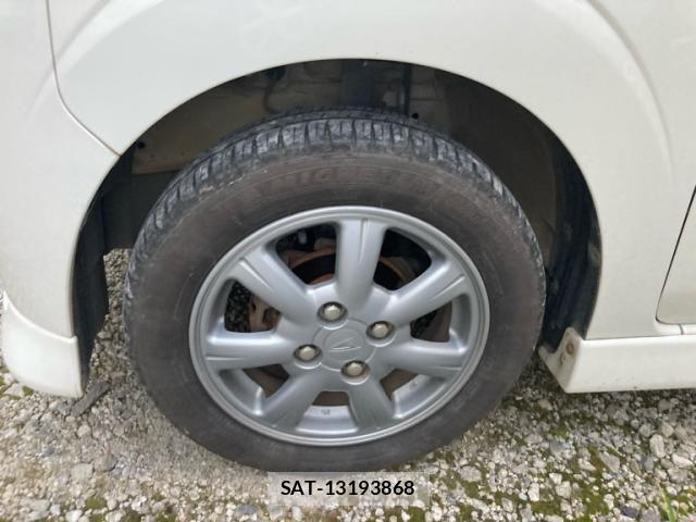 Daihatsu TANTO 2007-11 8686750-7