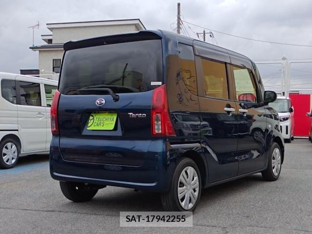 Daihatsu TANTO 2021-12 8686734-1