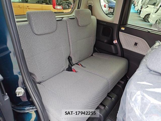 Daihatsu TANTO 2021-12 8686734-20