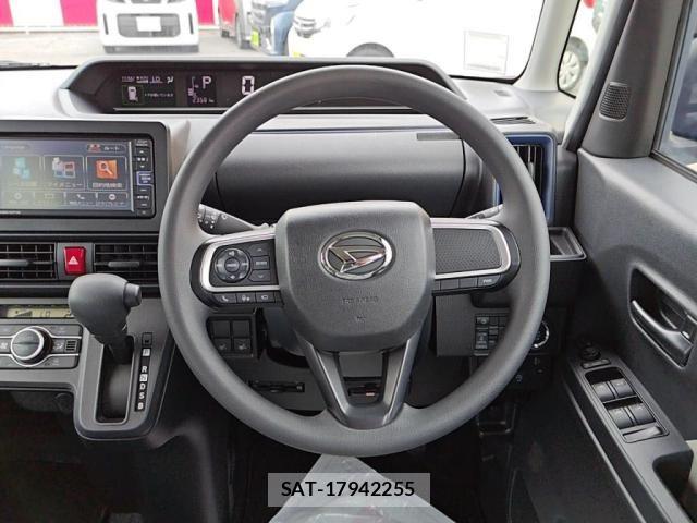 Daihatsu TANTO 2021-12 8686734-2