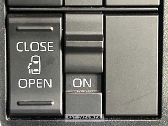 Daihatsu TANTO 2021-12 8686731-5