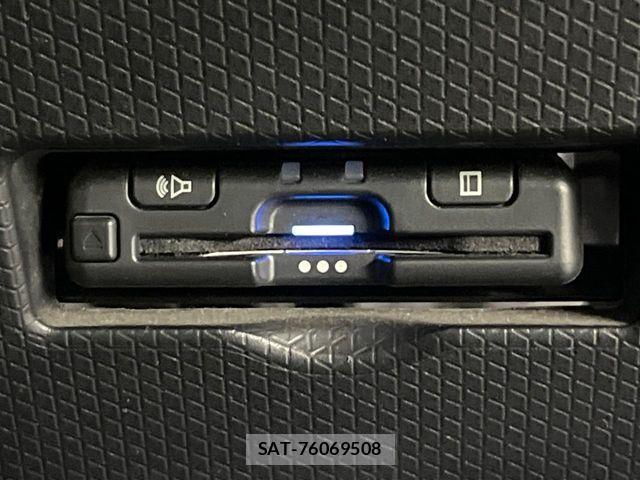 Daihatsu TANTO 2021-12 8686731-6