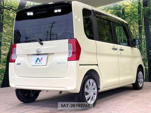 Daihatsu TANTO 2014-01 8686740-16
