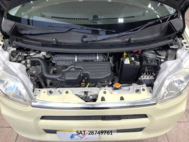 Daihatsu TANTO 2014-01 8686740-17