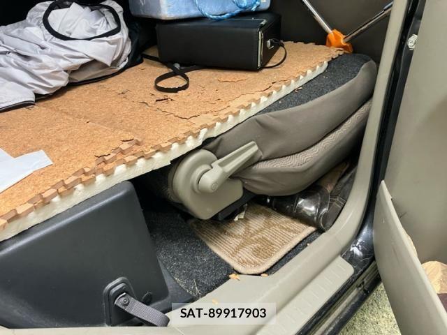 Daihatsu TANTO 2011-12 8744047-12