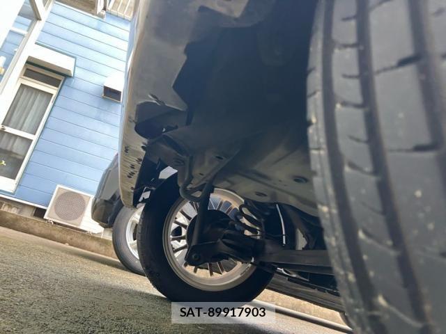 Daihatsu TANTO 2011-12 8744047-13