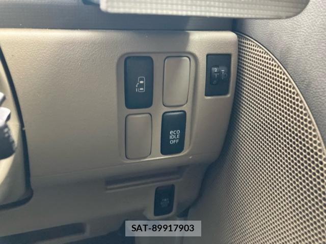 Daihatsu TANTO 2011-12 8744047-21
