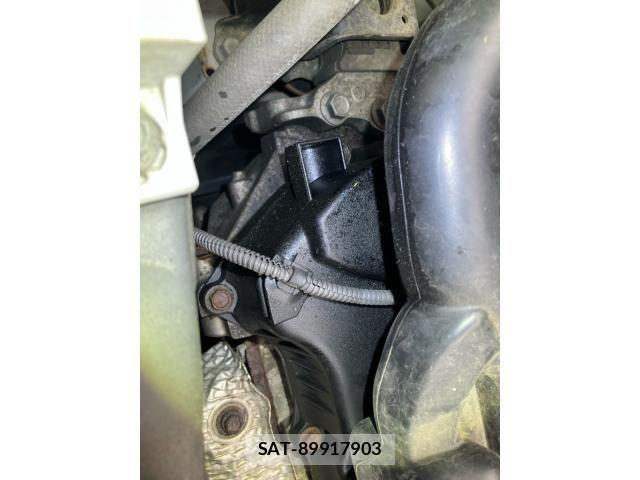 Daihatsu TANTO 2011-12 8744047-27