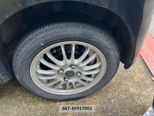 Daihatsu TANTO 2011-12 8744047-3