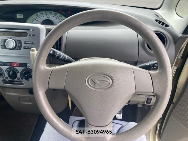 Daihatsu TANTO 2009-10 8746262-17