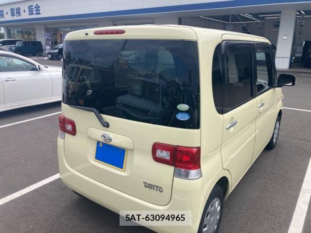 Daihatsu TANTO 2009-10 8746262-1