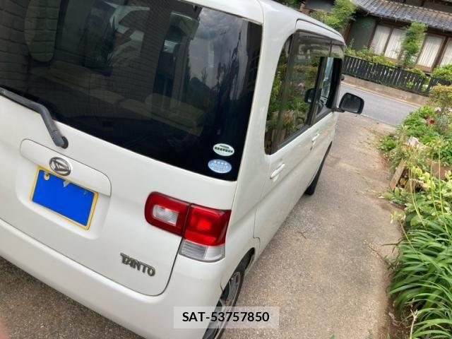 Daihatsu TANTO 2009-09 8746263-2