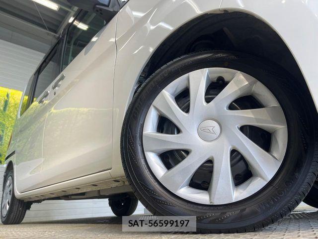 Daihatsu TANTO 2017-07 8746245-12