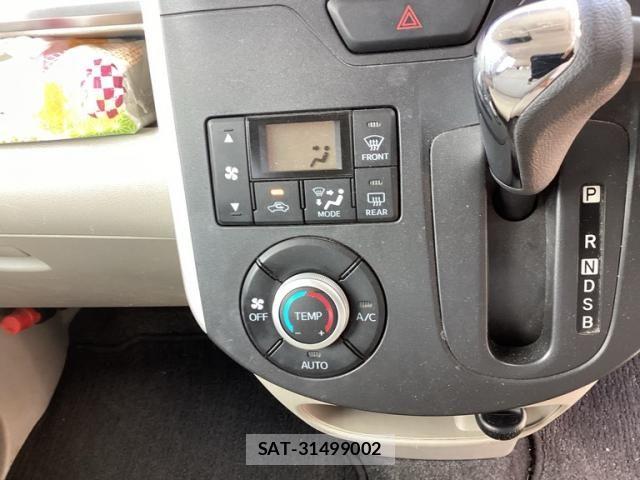 Daihatsu TANTO 2014-06 8746258-6