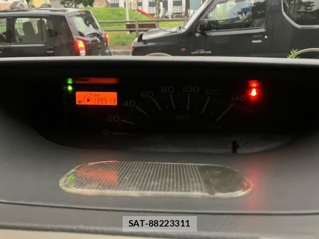 Daihatsu TANTO 2005-04 8782299-21