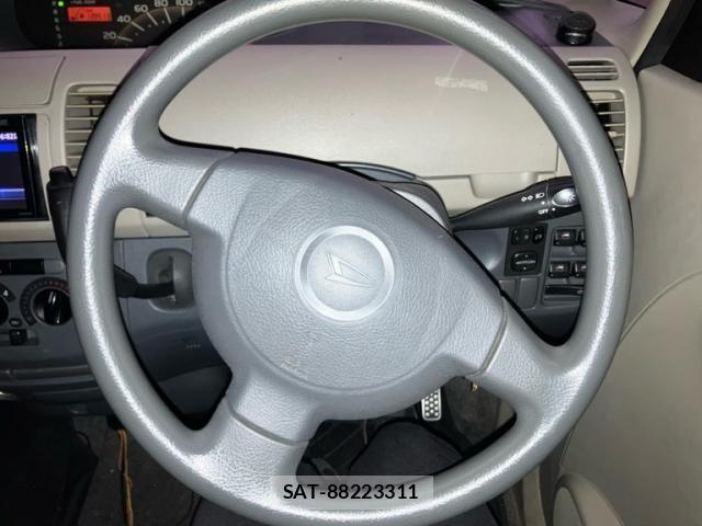 Daihatsu TANTO 2005-04 8782299-22
