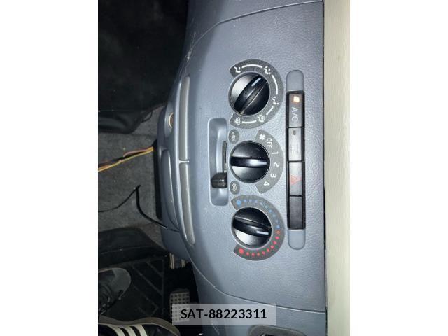 Daihatsu TANTO 2005-04 8782299-24