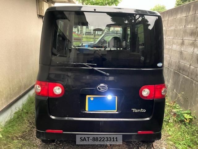 Daihatsu TANTO 2005-04 8782299-2