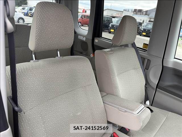 Daihatsu TANTO 2015-09 8782279-9