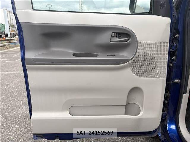 Daihatsu TANTO 2015-09 8782279-17