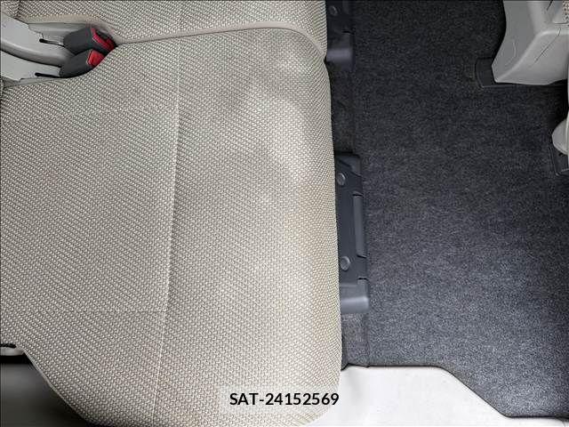 Daihatsu TANTO 2015-09 8782279-21