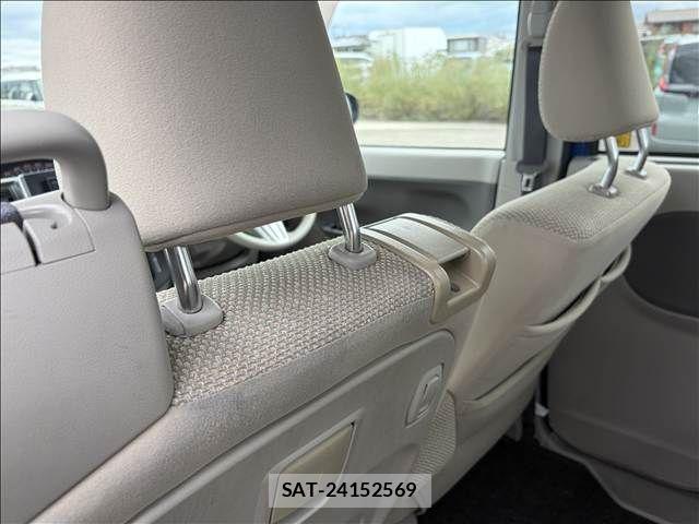 Daihatsu TANTO 2015-09 8782279-23
