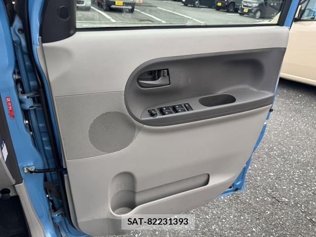 Daihatsu TANTO 2015-02 8782278-18