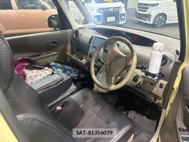 Daihatsu TANTO 2011-09 8797700-9