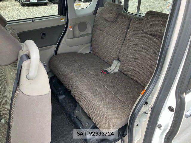 Daihatsu TANTO 2017-09 8797688-13