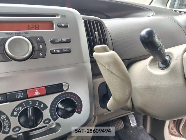 Daihatsu TANTO 2010-12 8797694-23