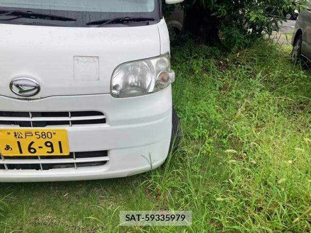 Daihatsu TANTO 2013-06 8797697-5